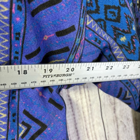 Vintage Geometric Patterned Blue Sweater Medium - Picture 6 of 6